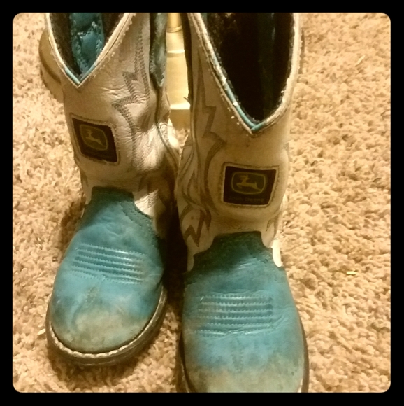 Cowboy/cowgirl boots - Picture 1 of 1